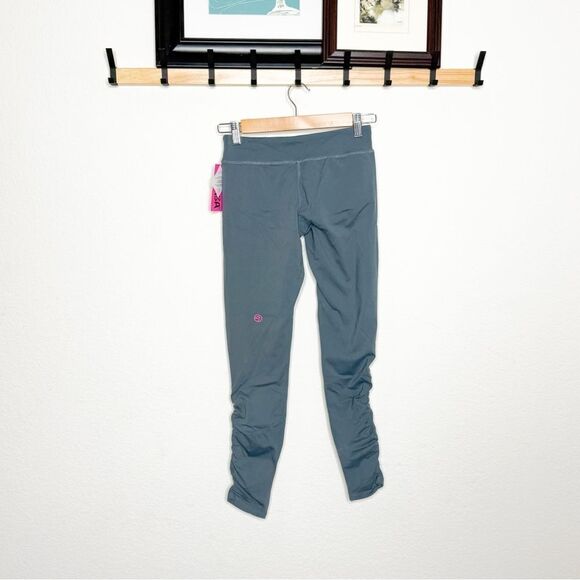 Zumba Women's Lavish Leggings Dark Slate - Stylish & Comfy Activewear Size Small - Picture 3 of 5